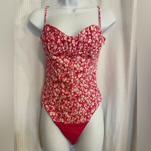 Zara pink & white floral print one-piece swimsuit size medium NWT